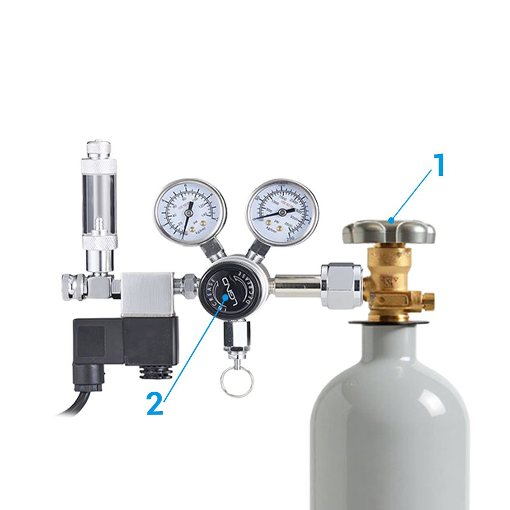Pressurising the regulator